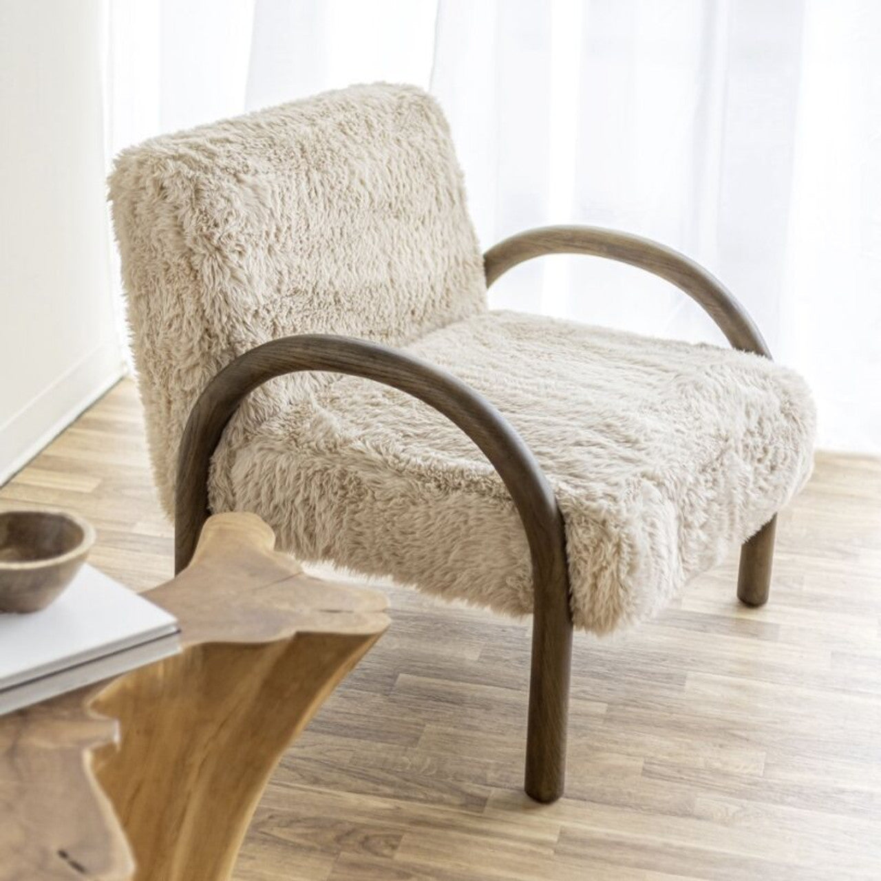 Eros Chair-Shaggy Sand