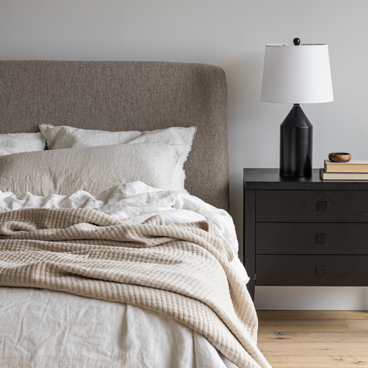 Faye Queen Bed Short - Perfect Taupe