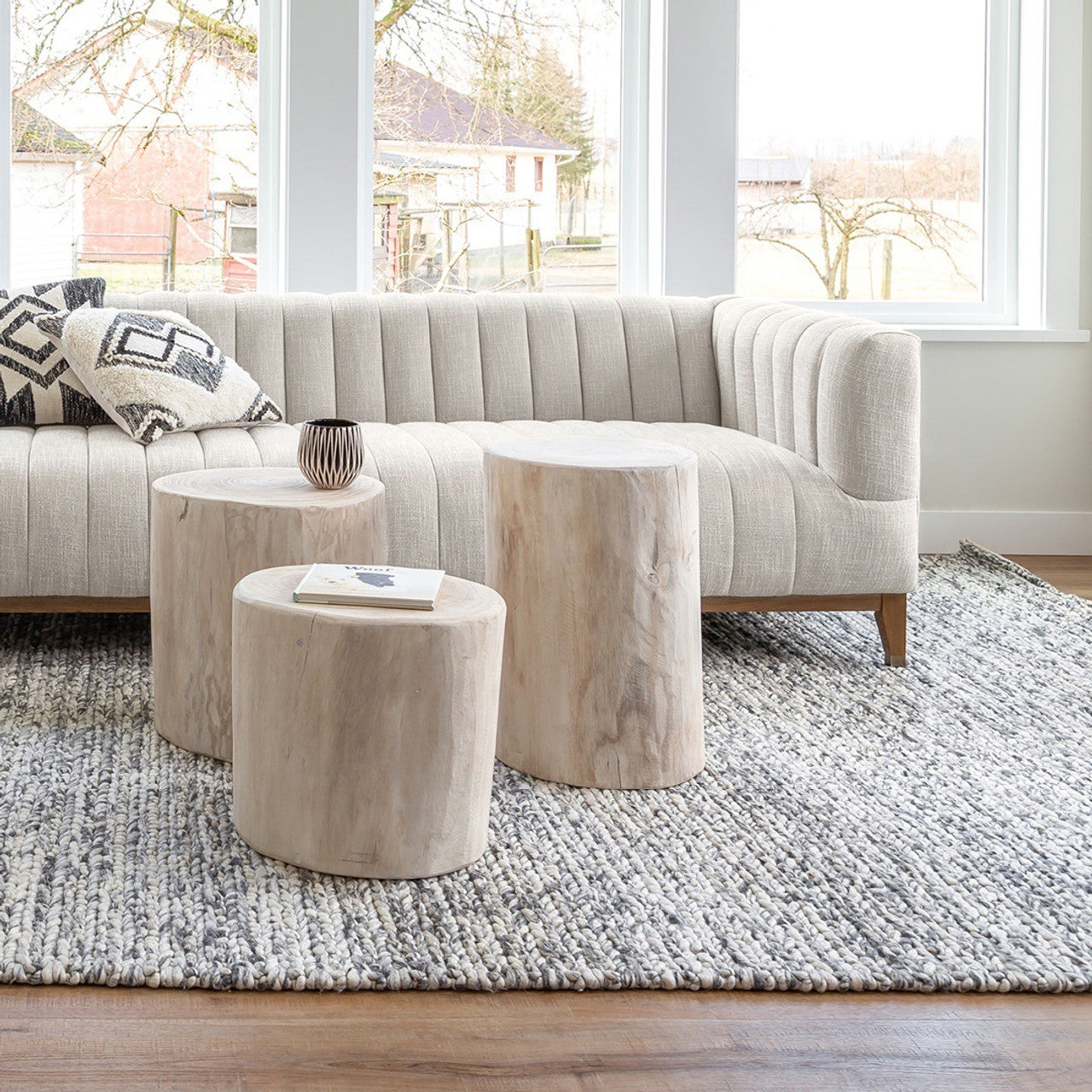 Nova Wide 16" Stump - Round - White
